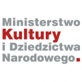 Logo Ministerstwa Kultury i Dziedzictwa Narodowego z czerwonym wyróżnieniem słowa "Kultury" i kropką. Pozostały tekst w kolorze szarym.